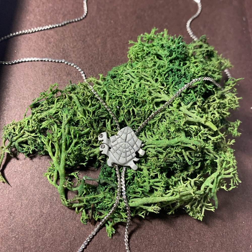 Turtle necklace - Picture 9 of 9